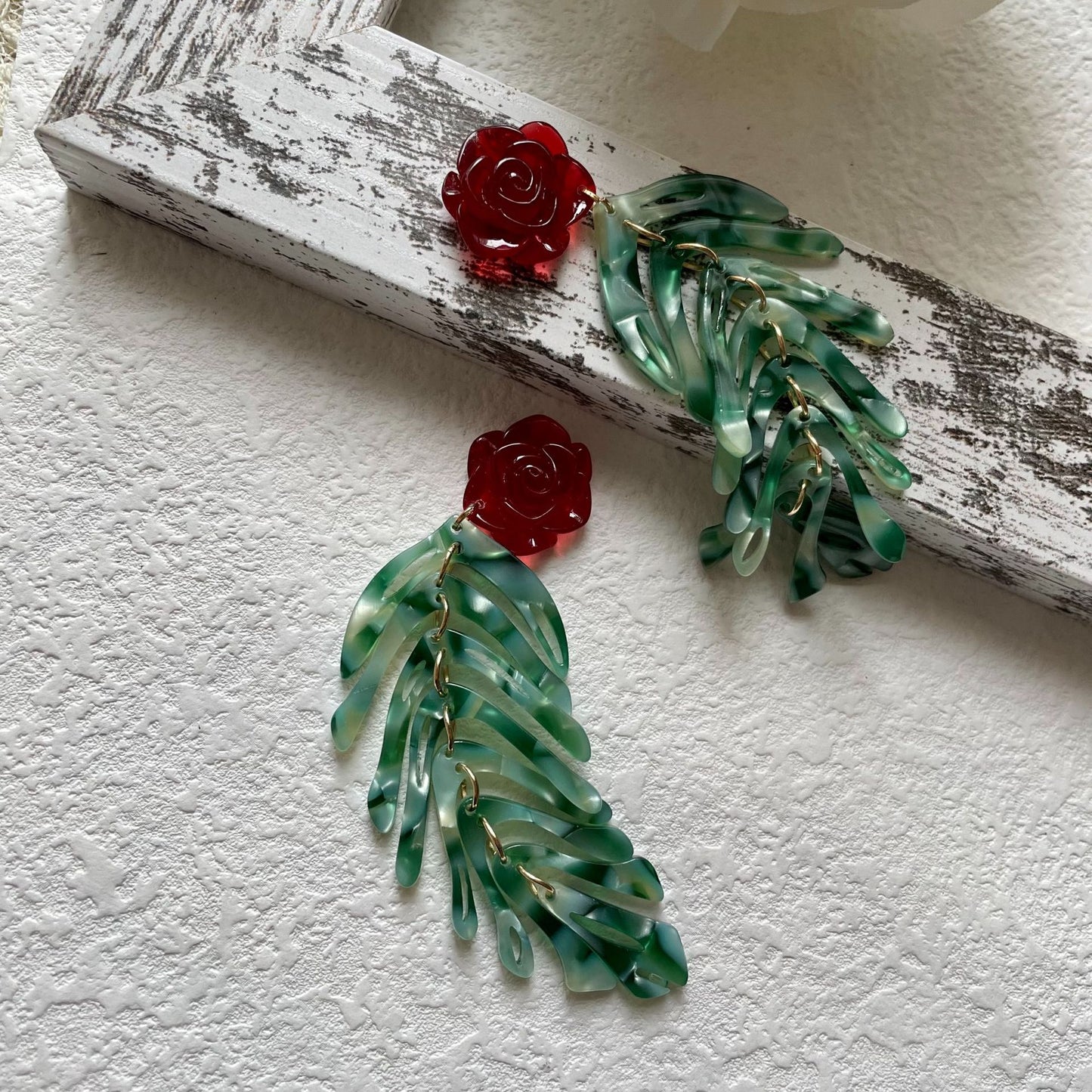 Vintage red rose green leaf tassel earrings holiday style earring