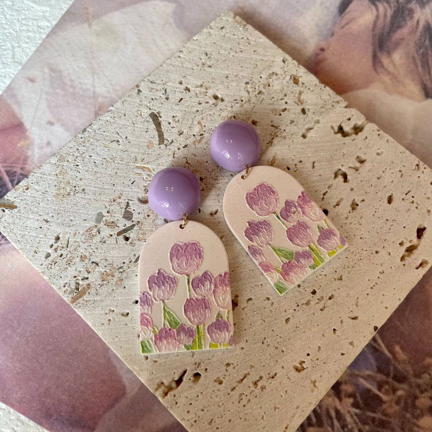 Purple oil painting style retro landscape painting tulip acrylic three-dimensional relief print earrings